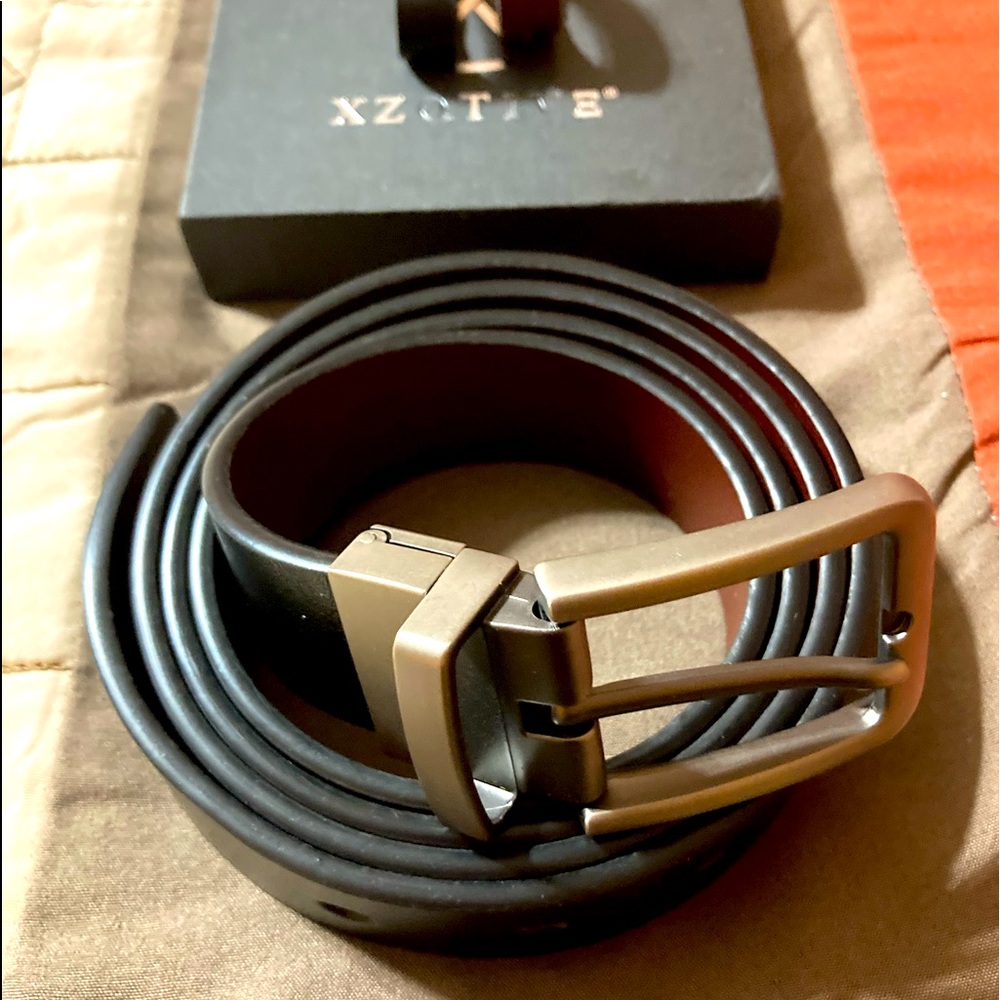 Reversible leather belt. NWOT